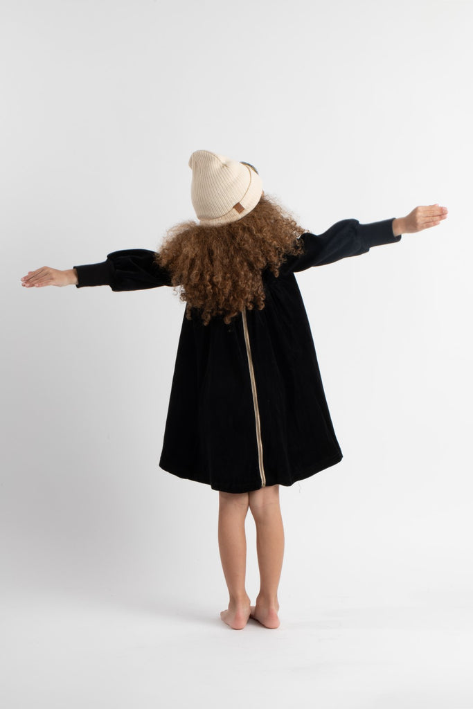 Birnham on the Sea Swing Black Dress with Exposed Back Zipper