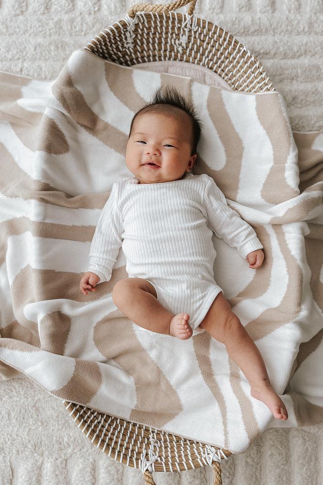 Bundl Caramel Organic Ripples Blanket - Macaroni Kids