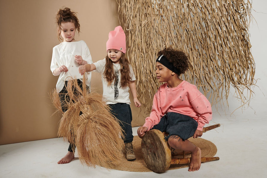 Booso - Macaroni Kids