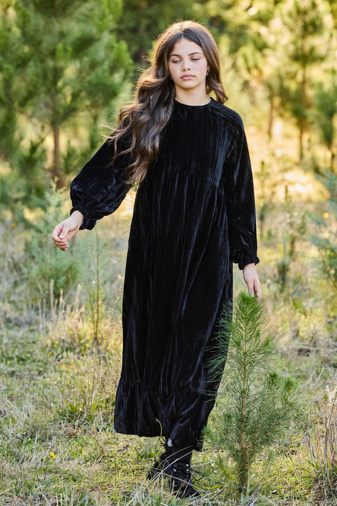 Pashmini Chloe Crushed Velvet Black Maxi Dress 10Y / Black, Size 10Y | Macaroni Kids Pashmini Chloe Crushed Velvet Black Maxi Dress 10Y / Black, Size 10Y | Macaroni Kids